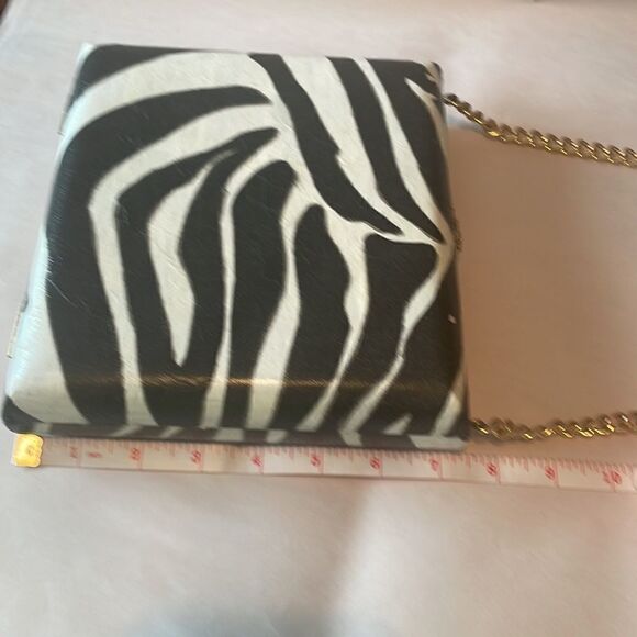 Unique zebra print decoupage Cohiba cigar box gold chain strap purse - Picture 12 of 16